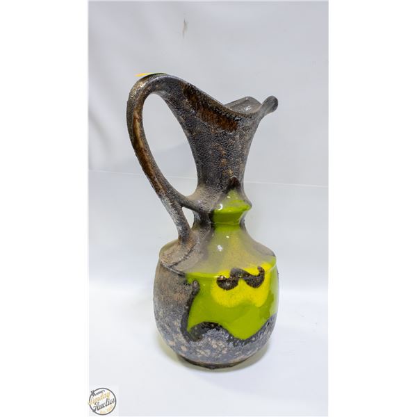 TEXTURED GLAZED CERAMIC PITCHER