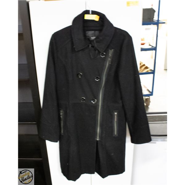 EATATE BUFFALO DAVID BITTON LADIES SZ L