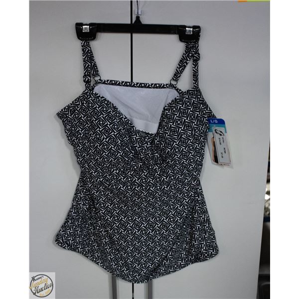 BRAND NEW CHRISTINA WOMENS LARGE SWIMSUIT TOP