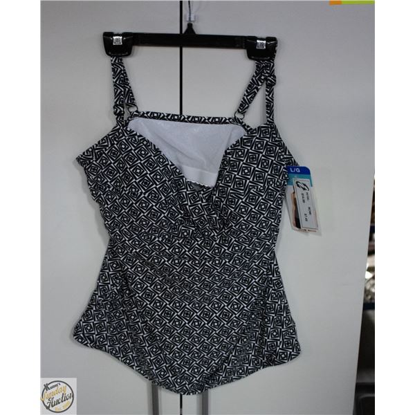 BRAND NEW CHRISTINA WOMENS LARGE SWIMSUIT TOP