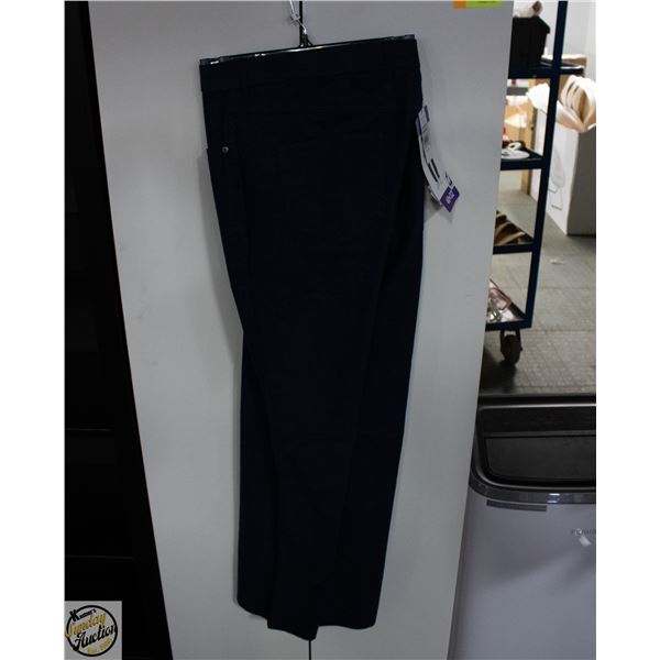 NEW KIRKLAND MENS 40 X 32 BRUSHED 5-POCKET PANTS