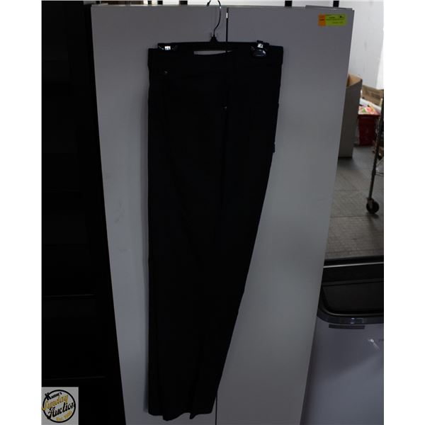 NEW KIRKLAND MENS 40 X 32 BRUSHED 5-POCKET PANTS