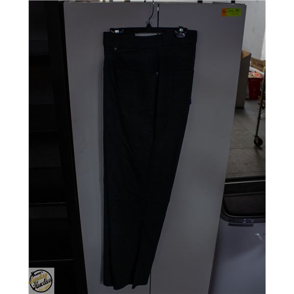 NEW KIRKLAND MENS 40 X 32 BRUSHED 5-POCKET PANTS