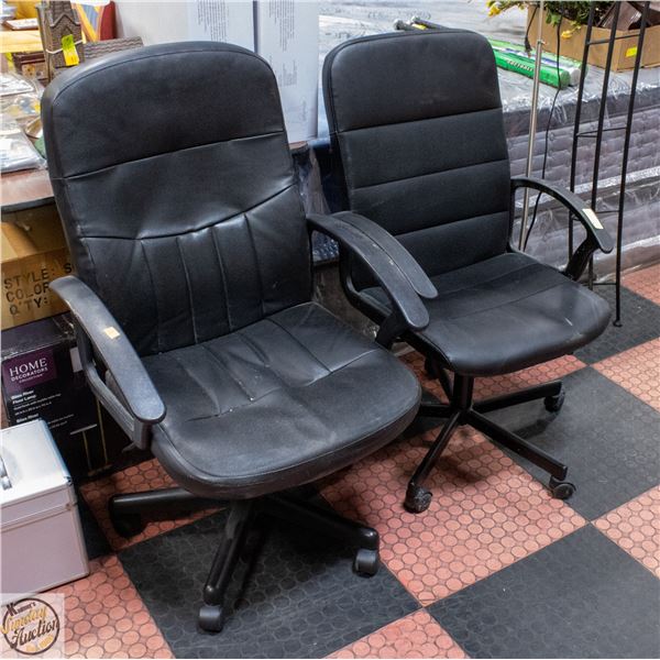 PAIR OF OFFICE CHAIRS - AS IS