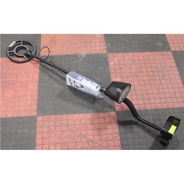 DISCOVERY 2200 METAL DETECTOR