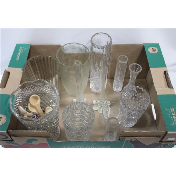 VINTAGE CLEAR CRYSTAL AND GLASS VASES