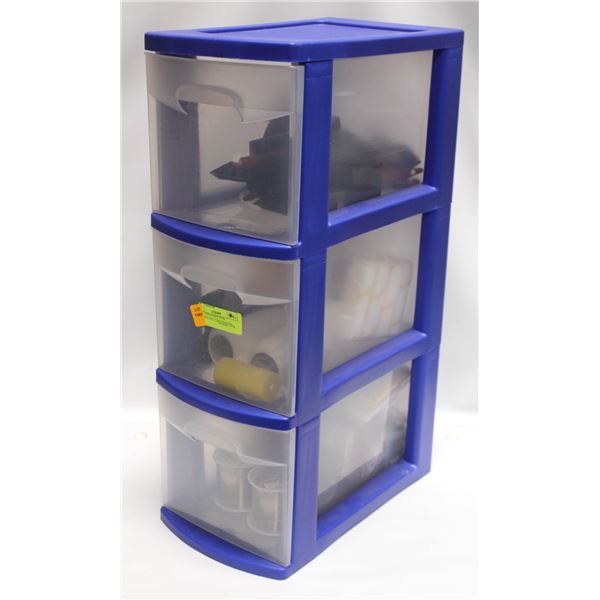 SMALL ORGANIZER WITH CONTENTS INCLUDES PAINTING