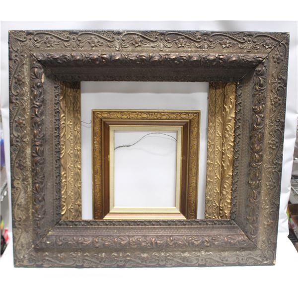 3 VINTAGE CANVAS PRINT FRAMES