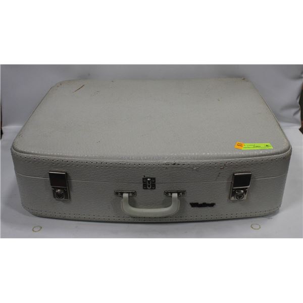 VINTAGE 3-PIECE LUGGAGE SET