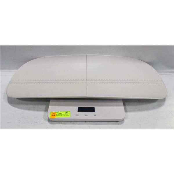 ELECTRONIC BABY SCALE WITH MEASURING FEATURE