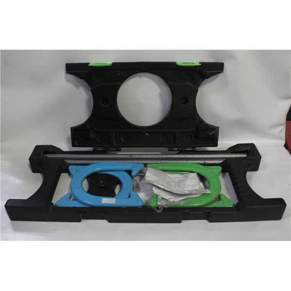 EASTPOINT HORSESHOE SET