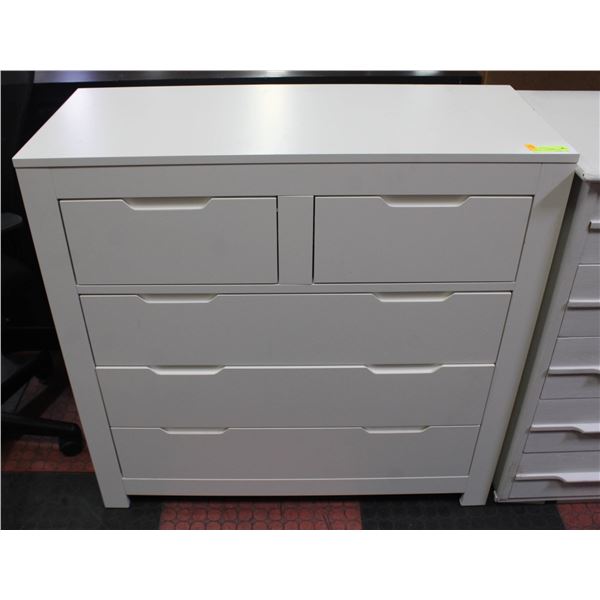 WHITE 5 DRAWER DRESSER H-36" W-16" L-37.5"
