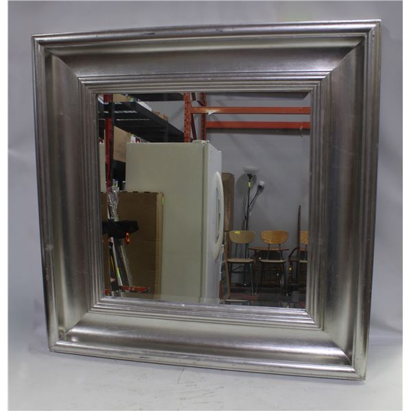 SILVER WALL MIRROR