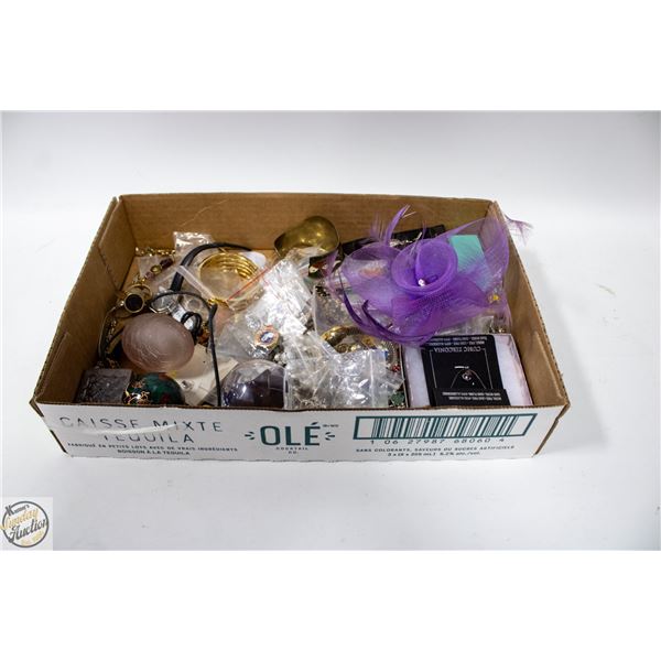 FLAT OF ESTATE JEWELRY BOX CONTENTS