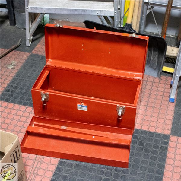 MASTERCRAFT RED METAL TOOLBOX