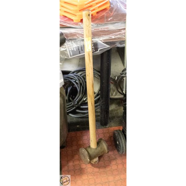 ANTIQUE SLEDGEHAMMER