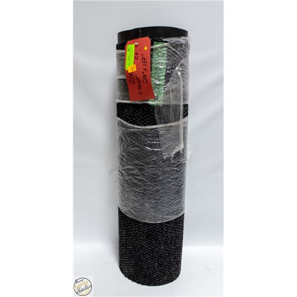STYLEPOINT CHARCOAL MAT WITH VINYL BACK 29" X 157"