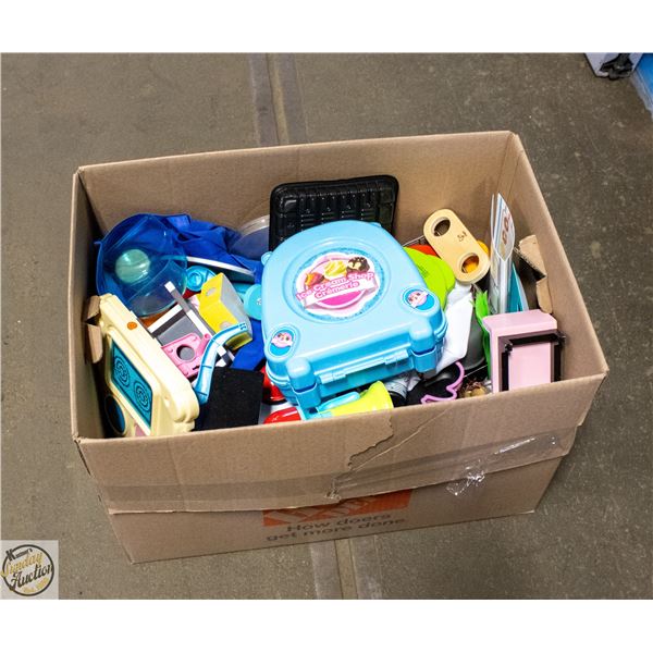 LARGE BOX FULL OF GIRLS KIDS TOYS KITCHEN