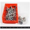Image 1 : LOT OF HOOKS AND Y-PIPE