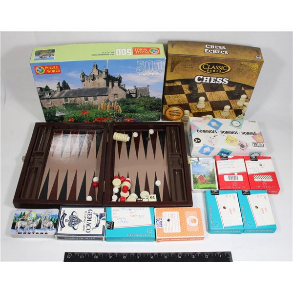 FLAT OF GAMES, INCOMPLETE BACKGAMMON SET, CARDS