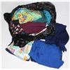 Image 1 : BAG OF FRESHLY WASHED L-XL LADIES SCRUBS