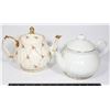 Image 1 : LOT OF TWO VINTAGE TEA POTS MADE IN ENGLAND