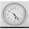 Image 1 : WALL CLOCK