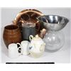 Image 1 : LARGE LOT OF KITCHING ITEMS INCLUDING PLATTERS