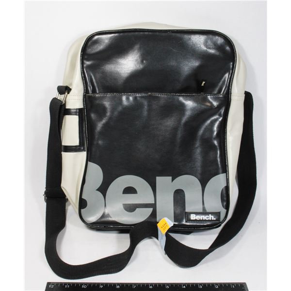 BLACK AND WHITE BENCH LAPTOP BAG