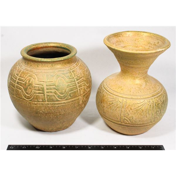 LOT OF TWO CERAMIC VASES MADE IN THAILAND