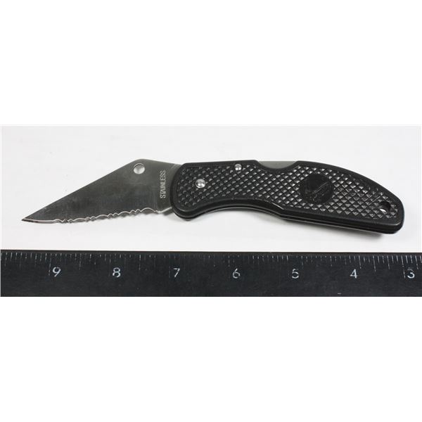 STAINLESS SERRATED FOLDING KNIFE (MISSING A SCREW)