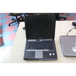 Dell Latitude D520 Laptop Computer Duo Core