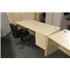 Image 2 : Maple 6Ft Executive Desk