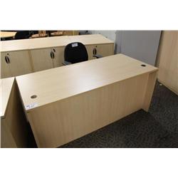 Maple 6Ft Executive Desk