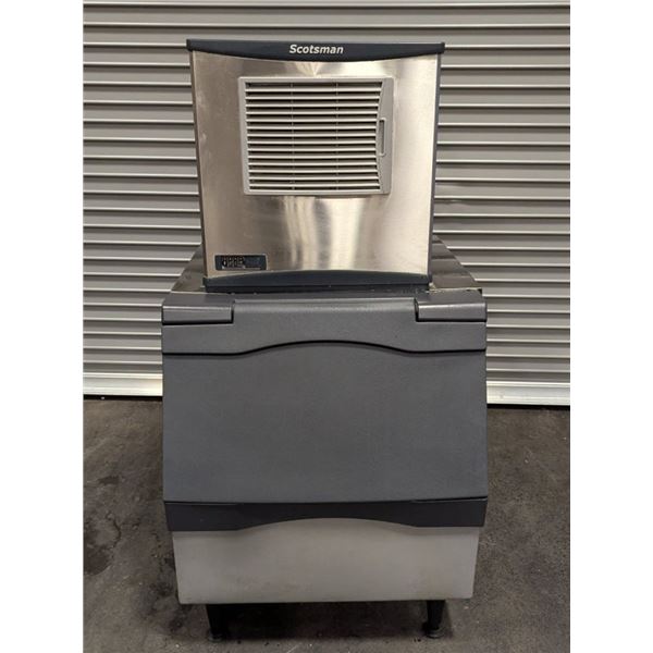 Scotsman C0522MA-1E Full Cube Ice Maker, Air Cooled w/Ice Bin