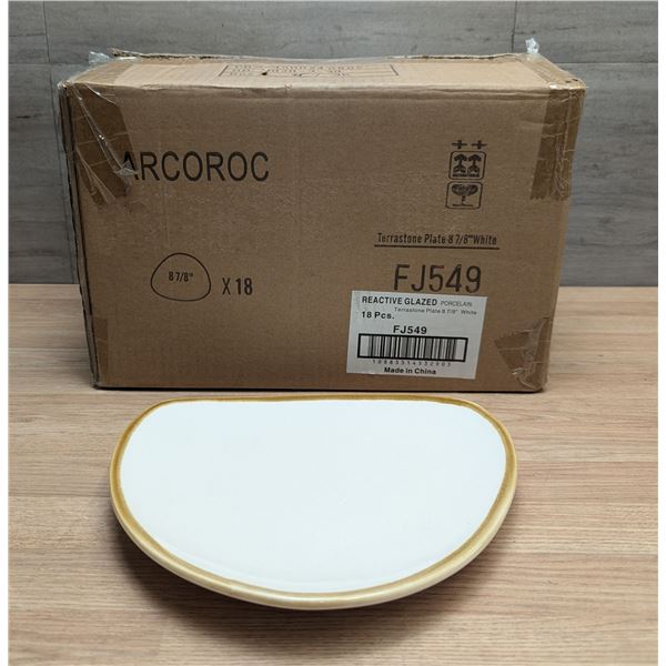 Terrastone White 8-7/8" Plates, Arcoroc FJ549 - Lot of 18 (1 Case)