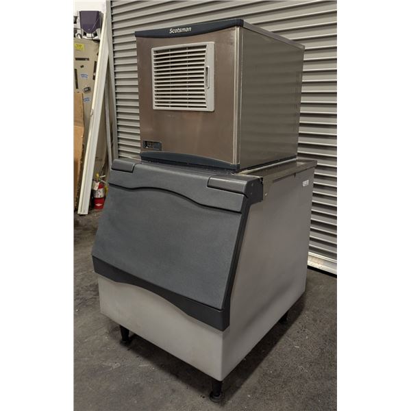 Scotsman C0522MA-1E Full Cube Ice Maker, Air Cooled w/Ice Bin