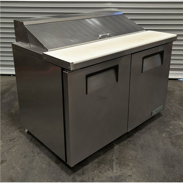 True TSSU-48-12HC 48" Refrigerated Salad/Sandwich Prep Table
