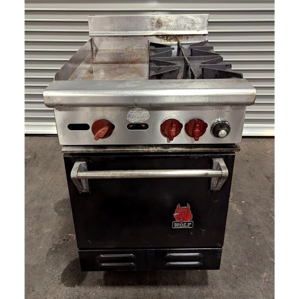Wolf Gas 2 Burner Range w/Griddle & Standard Oven