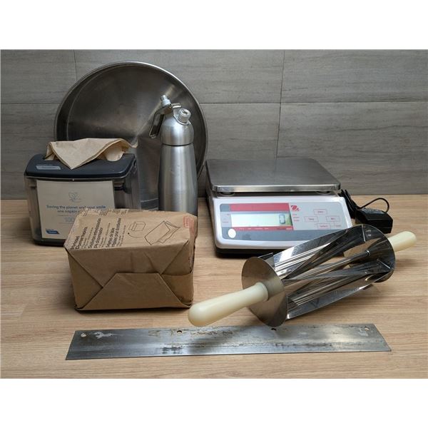 Assorted Restaurant Accessories  - Lot of 7pcs