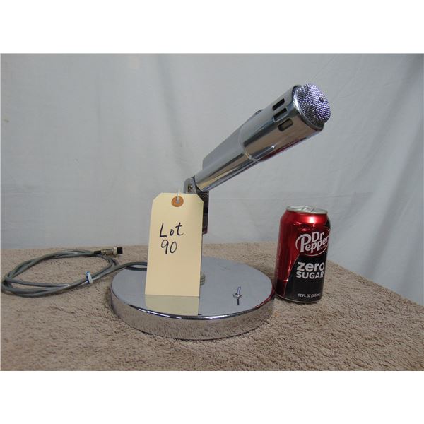 Microphone