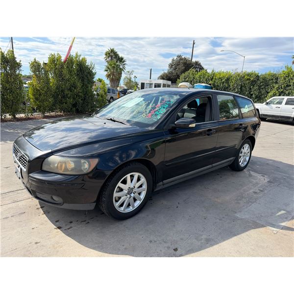 VOLV V50 2006 T-DON - SMOG