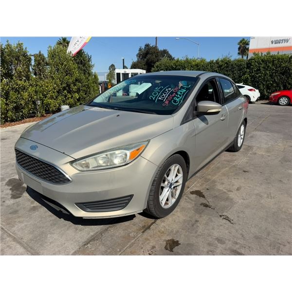 FORD  FOCUS  2015 O/S-T SMOG