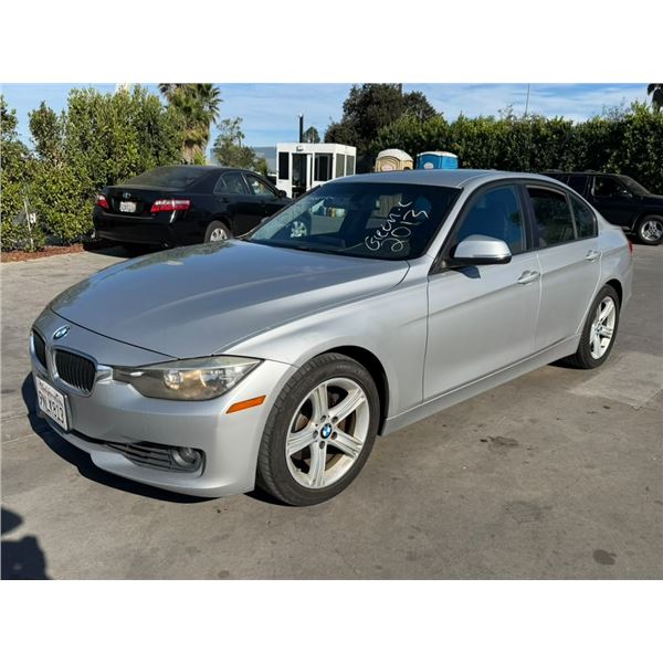 BMW  328I 2013 APP  DUP/T-DON