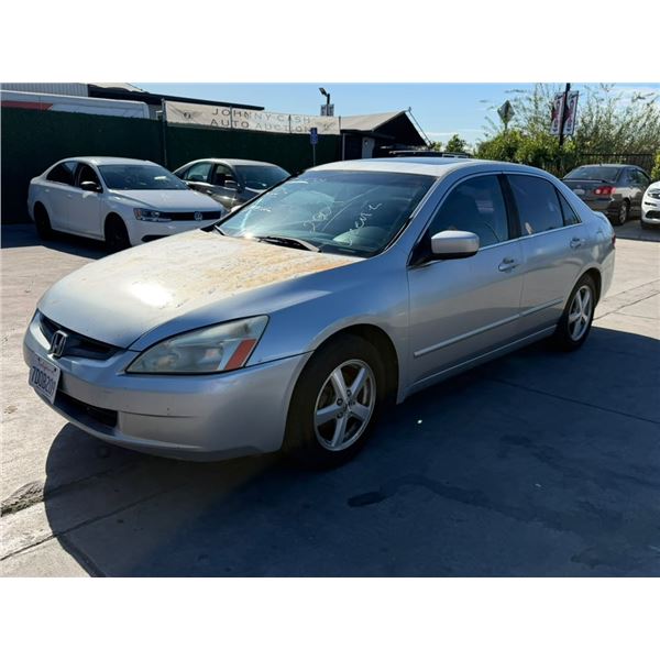 HOND ACCORD 2004 SALV T/DONATION