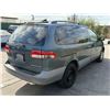 Image 3 : TOYT SIENNA 2003 T-DONATION