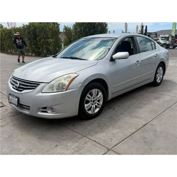 NISS ALTIMA 2011 T-DONATION