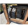 Image 14 : CAT Caterpillar V330B Heavy-Duty Industrial Forklift (Runs 