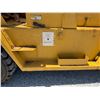 Image 18 : CAT Caterpillar V330B Heavy-Duty Industrial Forklift (Runs 