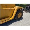 Image 19 : CAT Caterpillar V330B Heavy-Duty Industrial Forklift (Runs 